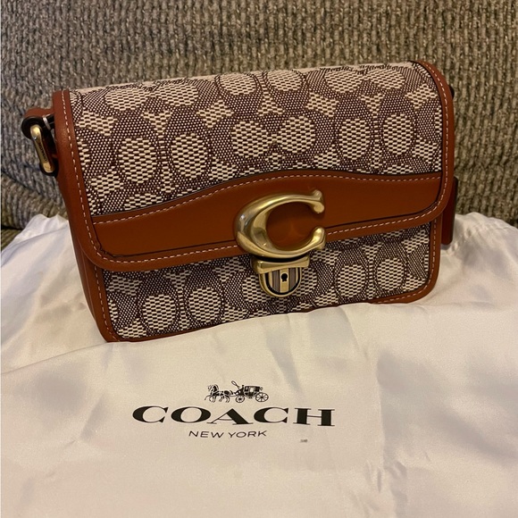 Coach Handbags - Coach signature authentic brand new style bag.